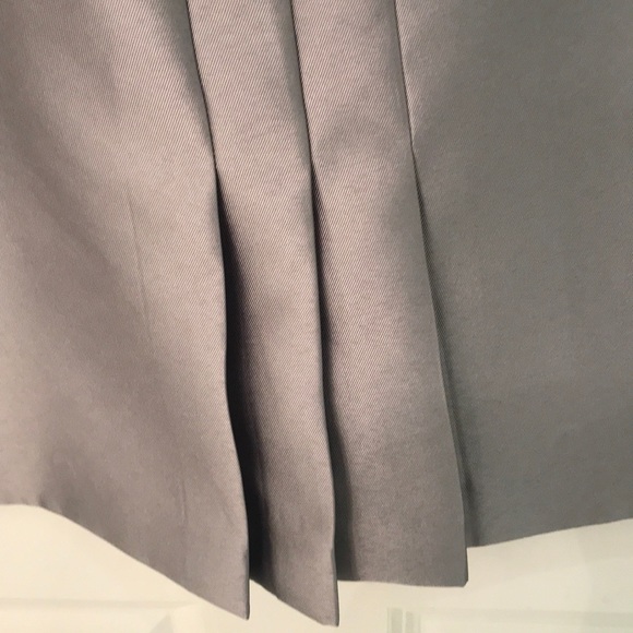 New Silver Tahari Arthur Levine Skirt, Sz 6 - Picture 3 of 4